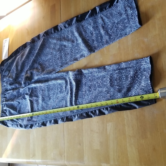 Lululemon Rise & Shine Truoser Pants - Picture 11 of 15